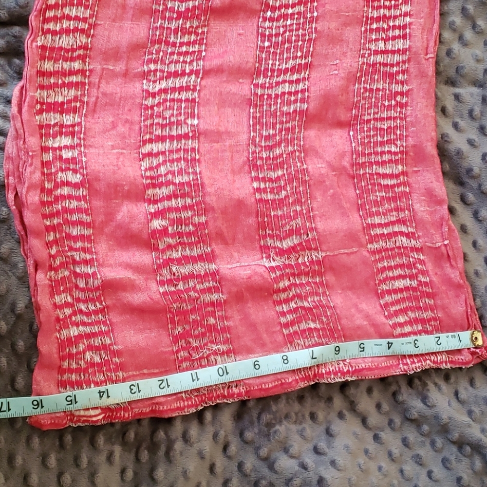Red & cream infinity scarf - Picture 2 of 8